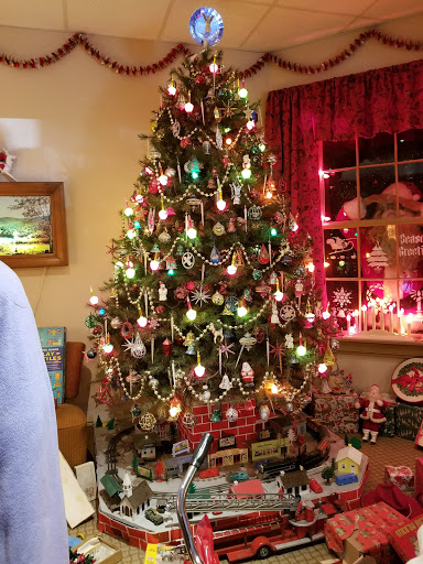 Tourist Attraction «National Christmas Center Family Attraction & Museum», reviews and photos, 3427 Lincoln Hwy, Paradise, PA 17562, USA