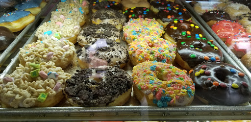 Donut Shop «Honeys Donuts», reviews and photos, 4801 Laguna Blvd # 102, Elk Grove, CA 95758, USA