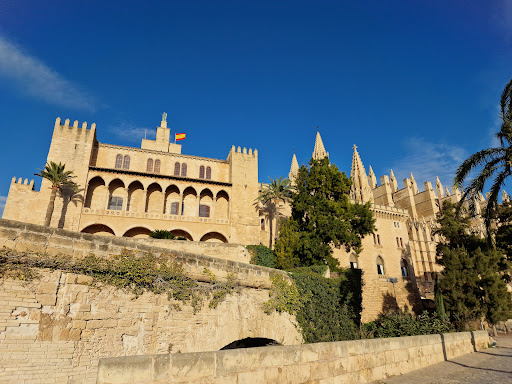 Palacio Real de La Almudaina - Carrer del Palau Reial, s/n, 07001 Palma, Illes Balears