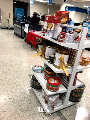 Clothing Store «Ross Dress for Less», reviews and photos, 6298 Seven Corners Center, Falls Church, VA 22044, USA