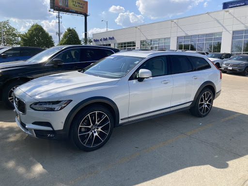 Volvo Dealer «The Autobarn Volvo Cars of Oak Park», reviews and photos, 1140 Garfield St, Oak Park, IL 60304, USA