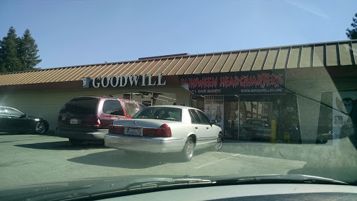 Thrift Store «Goodwill of Silicon Valley», reviews and photos, 60 San Tomas Aquino Rd, Campbell, CA 95008, USA