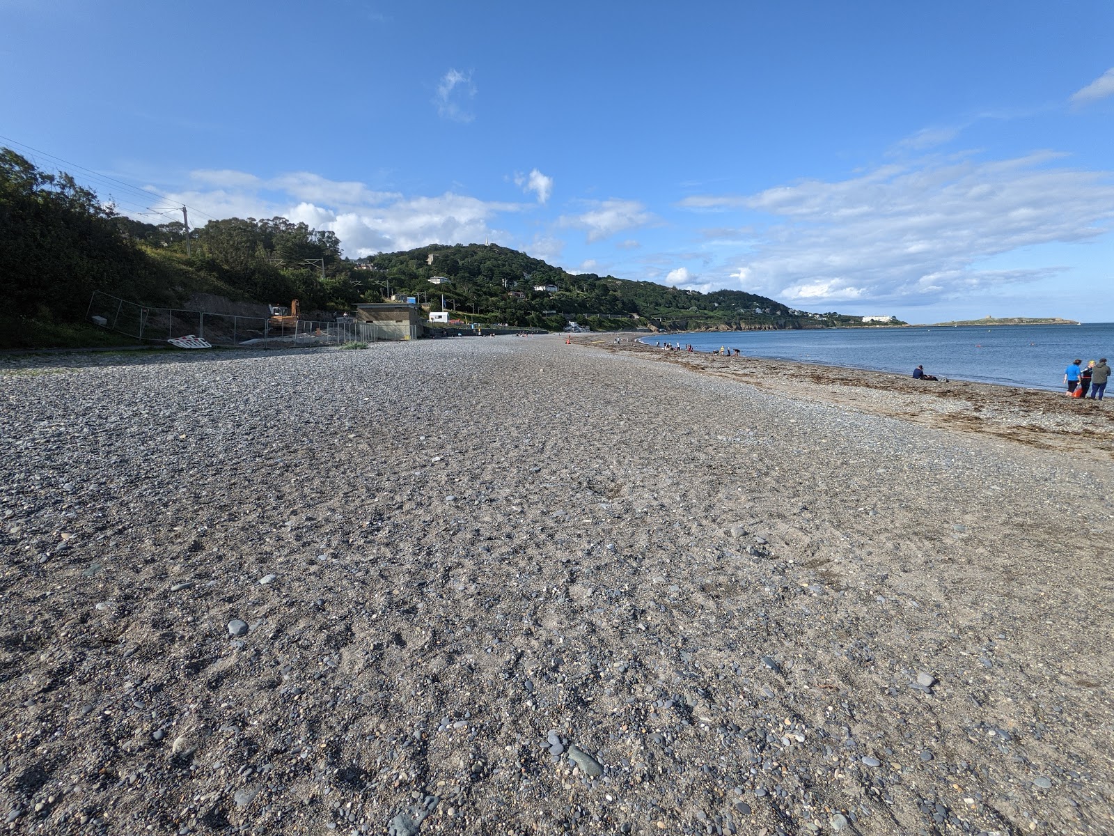 Photo of Killiney Strand and the settlement