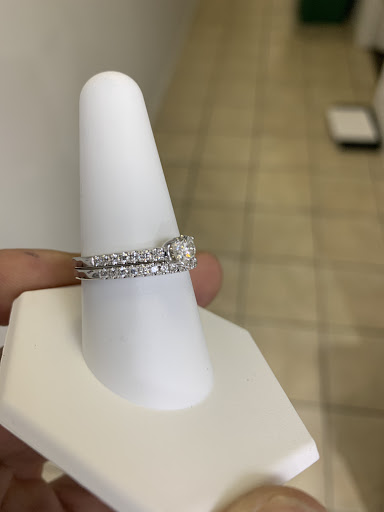 Jeweler «LD Jewelers», reviews and photos, 8073 95th St, Hickory Hills, IL 60457, USA