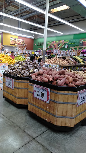 Grocery Store «Superior Grocers», reviews and photos, 4308 Slauson Ave, Maywood, CA 90270, USA