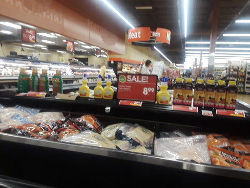 Supermarket «Giant Eagle Supermarket», reviews and photos, 9901 Mountain View Dr, West Mifflin, PA 15122, USA