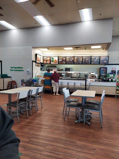 Department Store «Walmart Supercenter», reviews and photos, 1351 Veterans Pkwy, Clarksville, IN 47129, USA