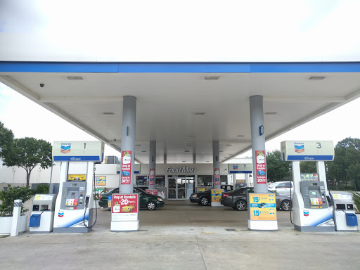 Gas Station «Chevron», reviews and photos, 12860 Memorial Dr, Houston, TX 77024, USA