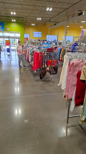 Thrift Store «Goodwill - Eagan», reviews and photos, 1247 Northwood Pkwy, Eagan, MN 55121, USA