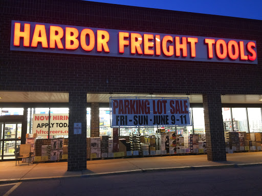 Hardware Store «Harbor Freight Tools», reviews and photos, 6324 Northwest Hwy, Crystal Lake, IL 60014, USA