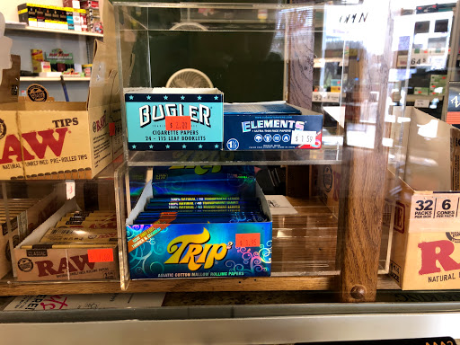 Tobacco Shop «Eastside Tobacco», reviews and photos, 10044 E 10th St, Indianapolis, IN 46229, USA