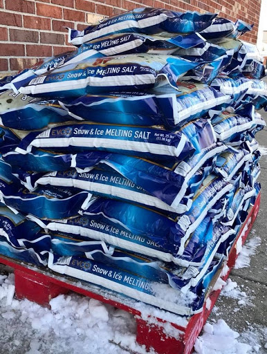 Home Improvement Store «Deronne True Value Hardware», reviews and photos, 18561 E 9 Mile Rd, Eastpointe, MI 48021, USA