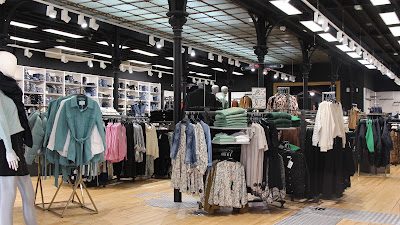 Buxy Laval à Laval