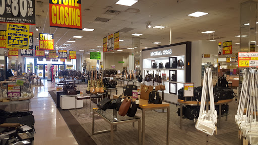 Bon-Ton, 3525 Gettysburg Rd, Camp Hill, PA 17001, USA, 