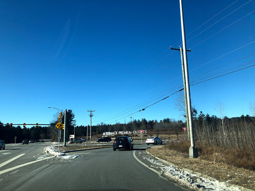 Fashion Accessories Store «Michael Kors», reviews and photos, 80 Premium Outlets Blvd Suite 323, Merrimack, NH 03054, USA