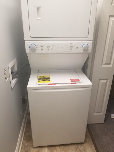 Furniture Store «American Freight Furniture and Mattress», reviews and photos, 9700 W Broad St, Glen Allen, VA 23060, USA