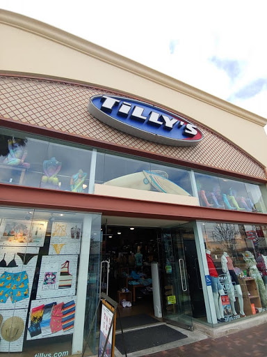 Clothing Store «Tillys», reviews and photos, 5286 E 2nd St, Long Beach, CA 90803, USA