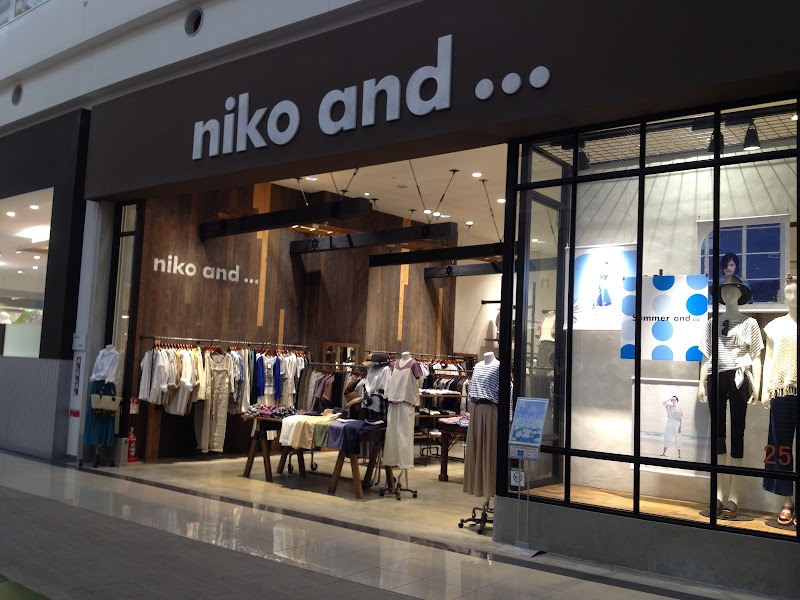 niko and... イオンモールむさし村山