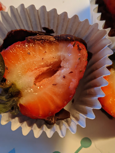 Gift Shop «Edible Arrangements», reviews and photos, 3710 Main St Suite #3, Bridgeport, CT 06606, USA