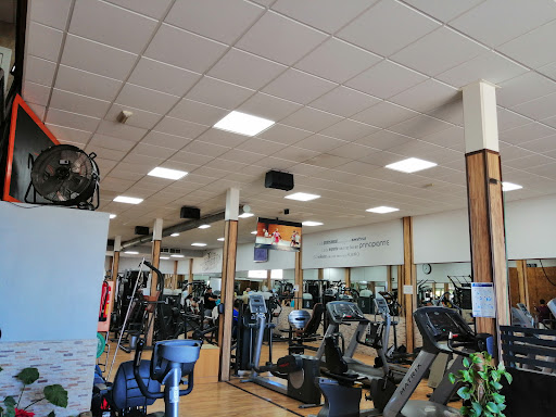 Gimnasio Magna Wellness Center en Alhaurín de la Torre, Málaga