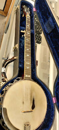 Pawn Shop «Gold Star Pawn & Gun Shop», reviews and photos, 36542 Vine St, Willowick, OH 44095, USA