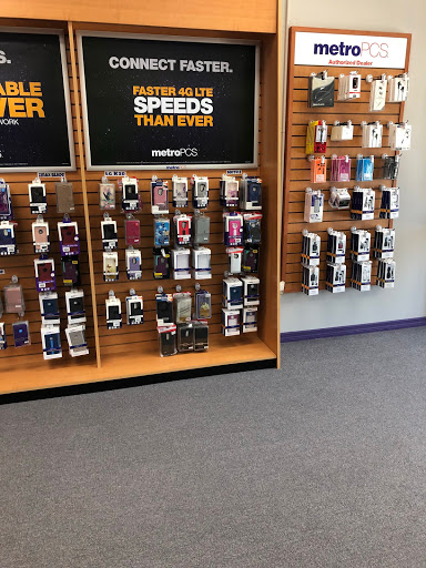 MetroPCS Authorized Dealer, 2045 N Atlantic Ave, Cocoa Beach, FL 32931, USA, 