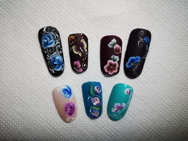 crystalnails.com.pt