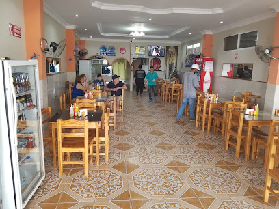 Restaurant y cevicheria manta - 5QQ6+7WV, Pedro Carbo, Ecuador