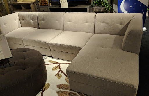 Furniture Store «Mor Furniture for Less | Lynnwood», reviews and photos, 4029 Alderwood Mall Blvd, Lynnwood, WA 98036, USA