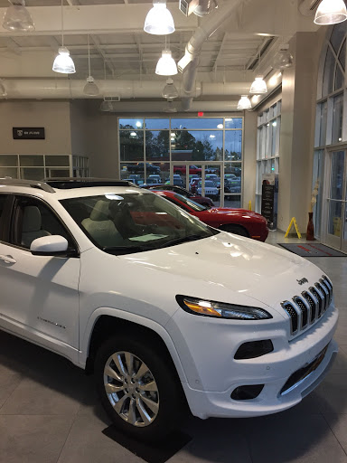 Car Dealer «Peppers Chrysler Dodge Jeep Ram», reviews and photos, 2440 E Wood St, Paris, TN 38242, USA