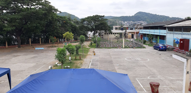 Unidad Educativa Estero Salado Fe y Alegría - Guayaquil