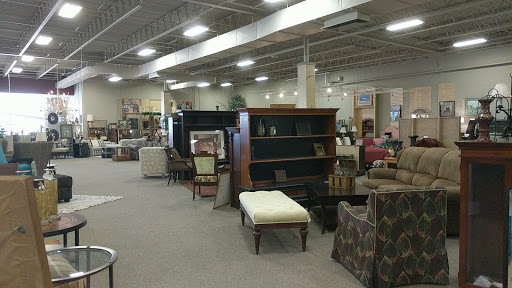 Thrift Store «Ditto Upscale Resale», reviews and photos, 571 E 8th St, Holland, MI 49423, USA