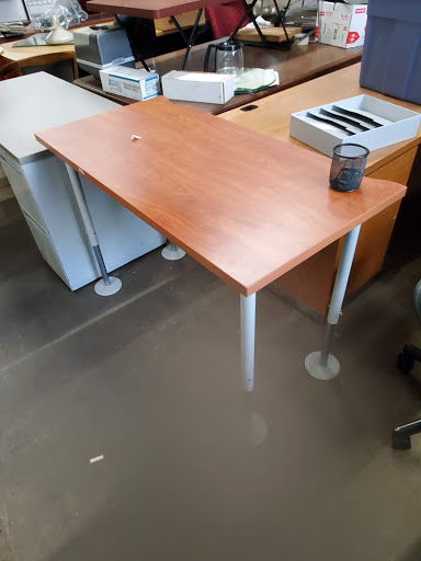 Office Furniture Store «Direct Office Furniture Whse», reviews and photos, 5041 N Western Ave, Chicago, IL 60625, USA