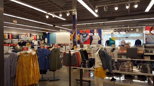 Clothing Store «Old Navy», reviews and photos, 747 NW 12th St, Gresham, OR 97030, USA