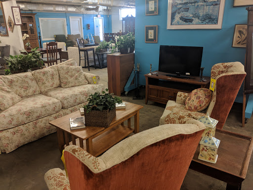 Thrift Store «Richmond Metropolitan Habitat For Humanity ReStore», reviews and photos