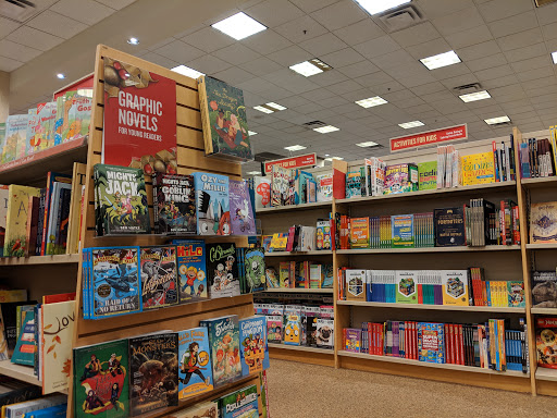 Book Store «Barnes & Noble», reviews and photos, 11500 Financial Centre Pkwy, Little Rock, AR 72211, USA