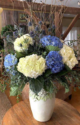 Florist «Flowers of Distinction», reviews and photos, 28 Russell St, Litchfield, CT 06759, USA