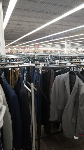 Clothing Store «Burlington Coat Factory», reviews and photos, 441 Western Ave, South Portland, ME 04106, USA