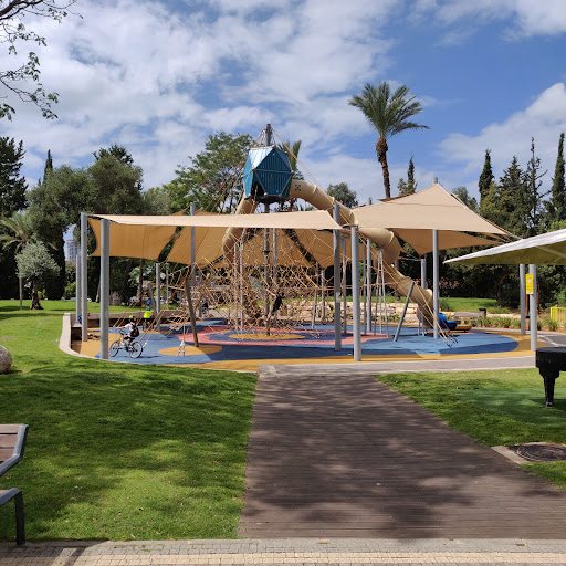 Tel Aviv Garden playground