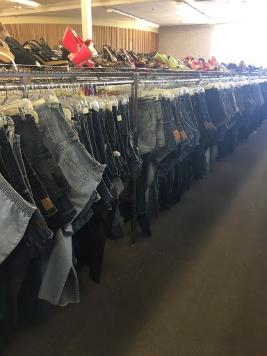 Thrift Store «Value Village Thrift Stores», reviews and photos, 6624 W Camelback Rd, Glendale, AZ 85301, USA