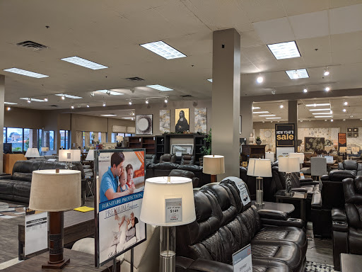 Furniture Store «Ashley Furniture HomeStore», reviews and photos, 651 Interstate 35 Business Loop, New Braunfels, TX 78130, USA