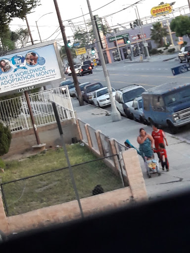 Ice Cream Shop «Boston Cream Doughnut», reviews and photos, 1009 W Anaheim St, Wilmington, CA 90744, USA