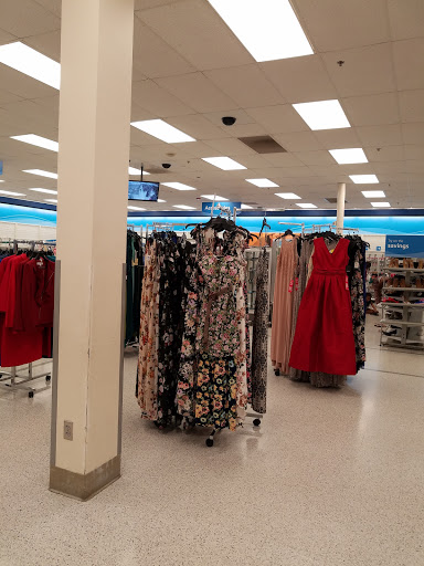 Clothing Store «Ross Dress for Less», reviews and photos, 118 Pavilion Pkwy, Fayetteville, GA 30214, USA