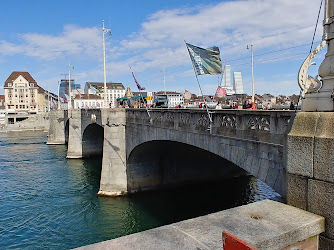 Mittlere Brücke