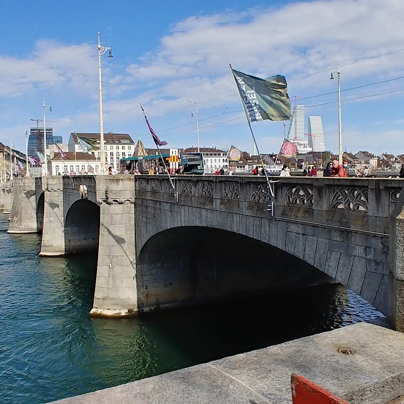 Mittlere Brücke