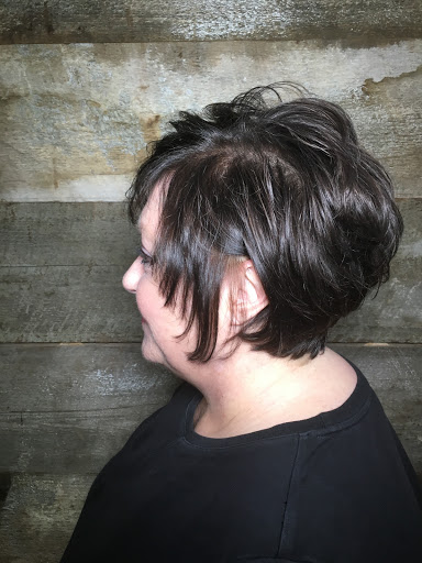 Lounge «Looking Glass Beauty Lounge», reviews and photos, 12717 Hooper Rd, Baton Rouge, LA 70818, USA