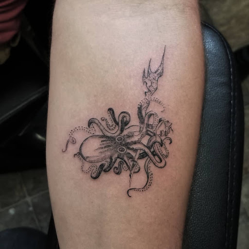 Tattoo Shop «Blue Ring Studio Tattoo & Piercing», reviews and photos, 2408 Cleveland Blvd, Caldwell, ID 83605, USA