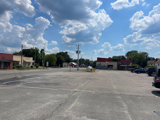 Grocery Store «Piggly Wiggly Supermarket», reviews and photos, 44 S Ingold Ave, Garland, NC 28441, USA