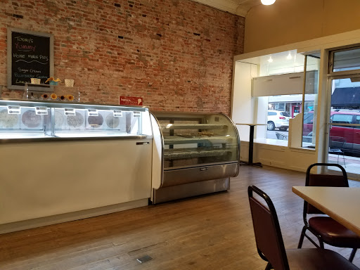 Ice Cream Shop «Yummerful», reviews and photos, 125 W State St, Pendleton, IN 46064, USA