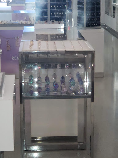 Jewelry Store «Swarovski», reviews and photos, 734 Lincoln Rd, Miami Beach, FL 33139, USA